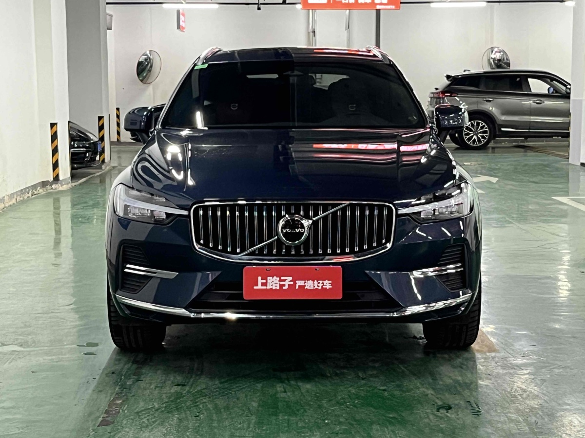 沃尔沃 XC60  2024款 B5 四驱智逸豪华版图片