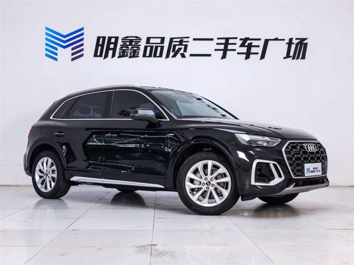奧迪 奧迪Q5L  2022款 改款 40T 豪華動感型圖片