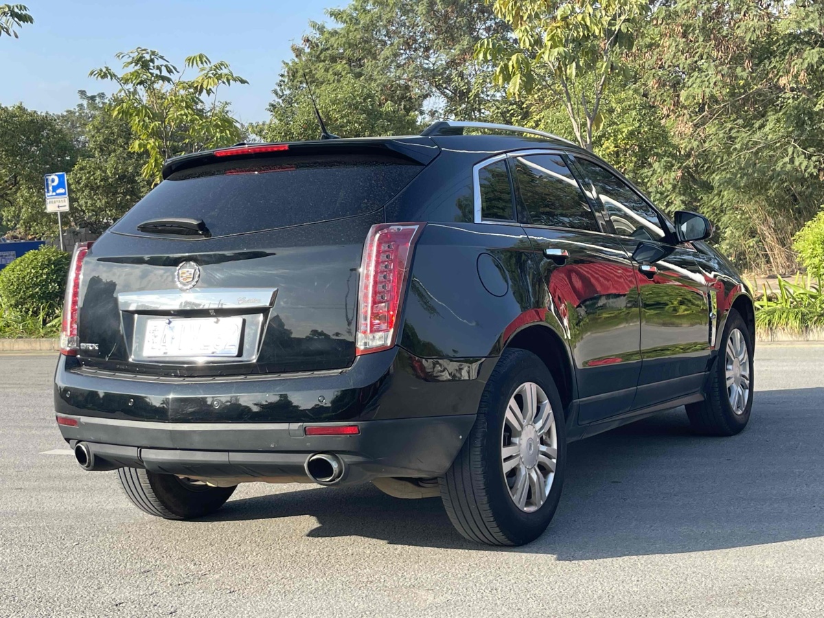 凱迪拉克 SRX  2011款 3.0L 豪華型圖片