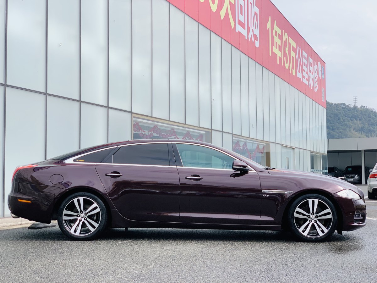 捷豹 XJ  2012款 XJL 3.0 旗艦商務(wù)版圖片