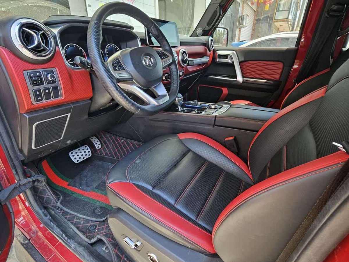 北京 BJ40  2019款  PLUS 2.3T 自動(dòng)四驅(qū)尊享版 國(guó)VI圖片