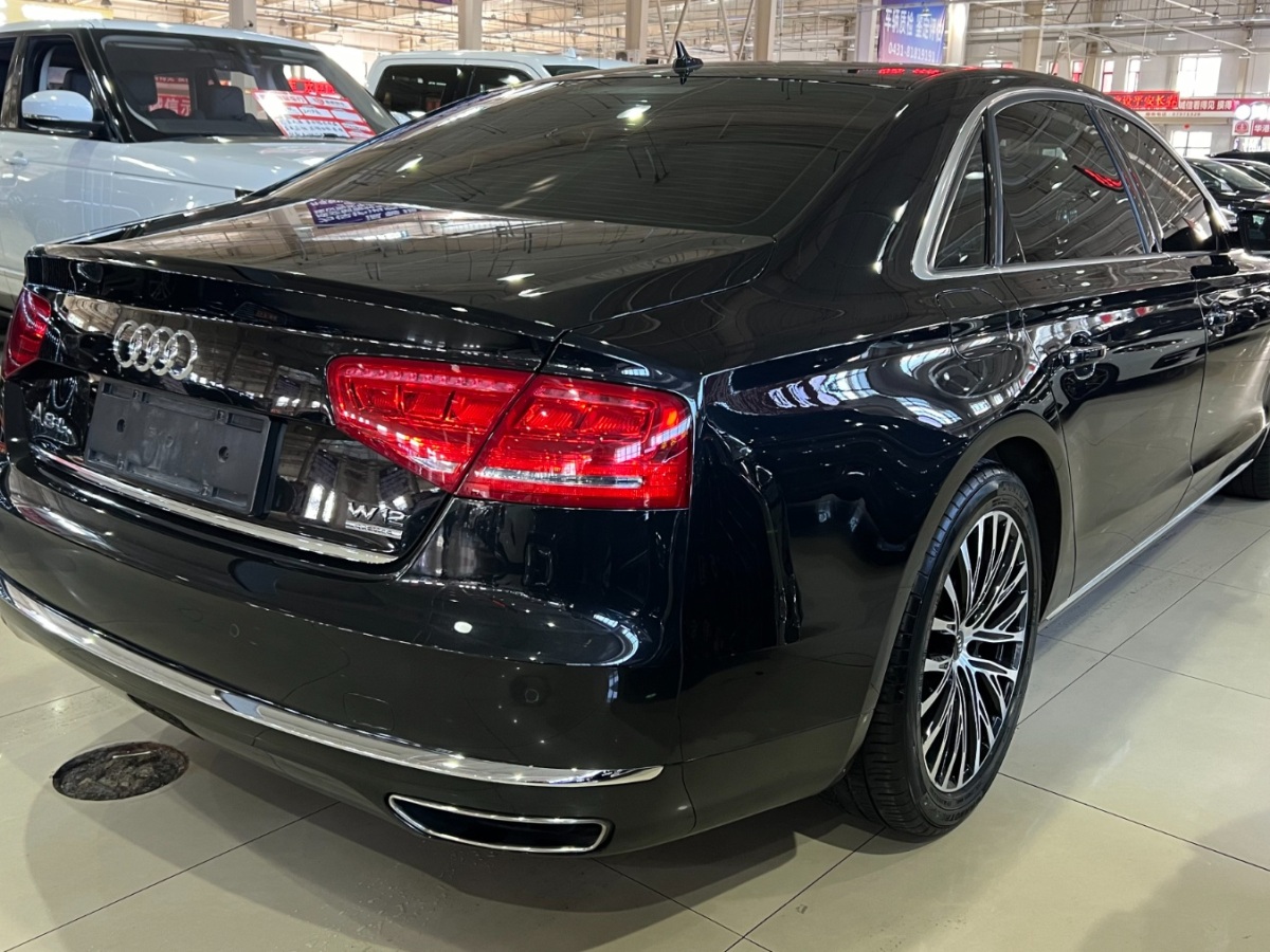 奧迪 奧迪A8  2014款 A8L 45 TFSI quattro豪華型圖片