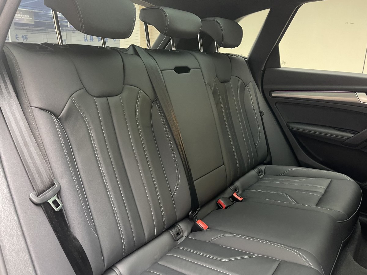 奧迪 奧迪Q5L  2024款 45 TFSI 豪華動感型圖片
