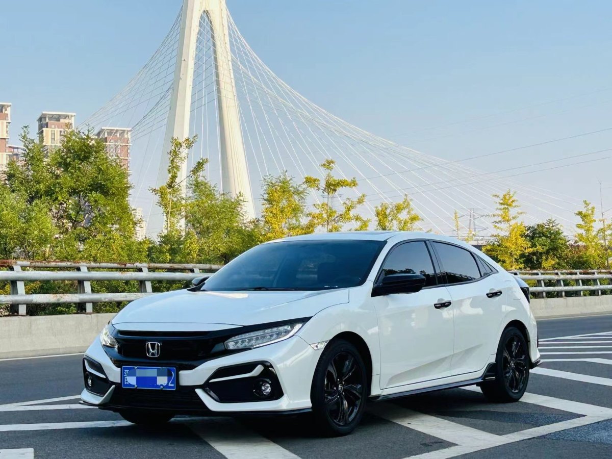 本田 思域  2021款 HATCHBACK 220TURBO CVT潮酷控圖片