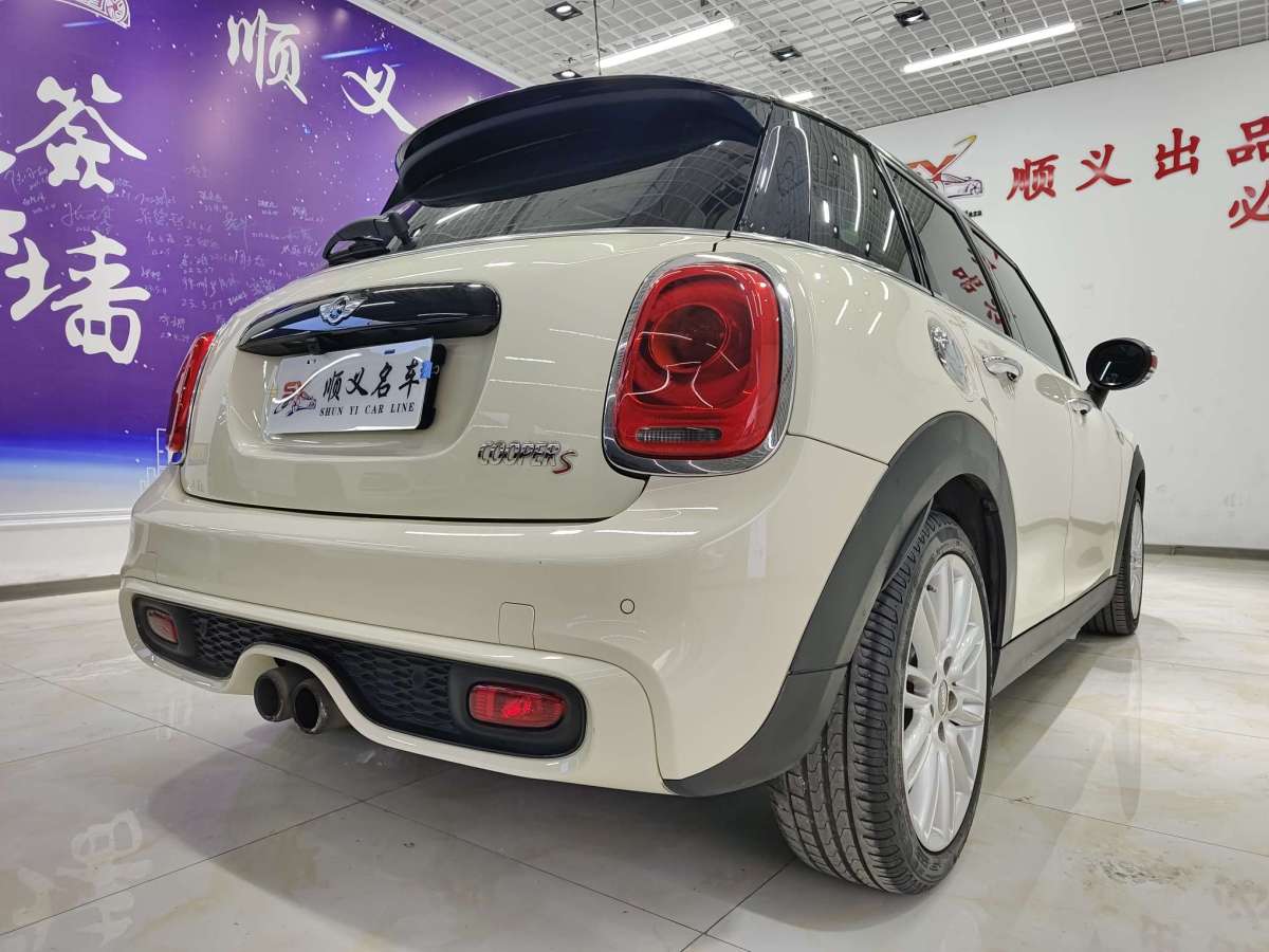 MINI MINI  2016款 2.0T COOPER S 五門版圖片