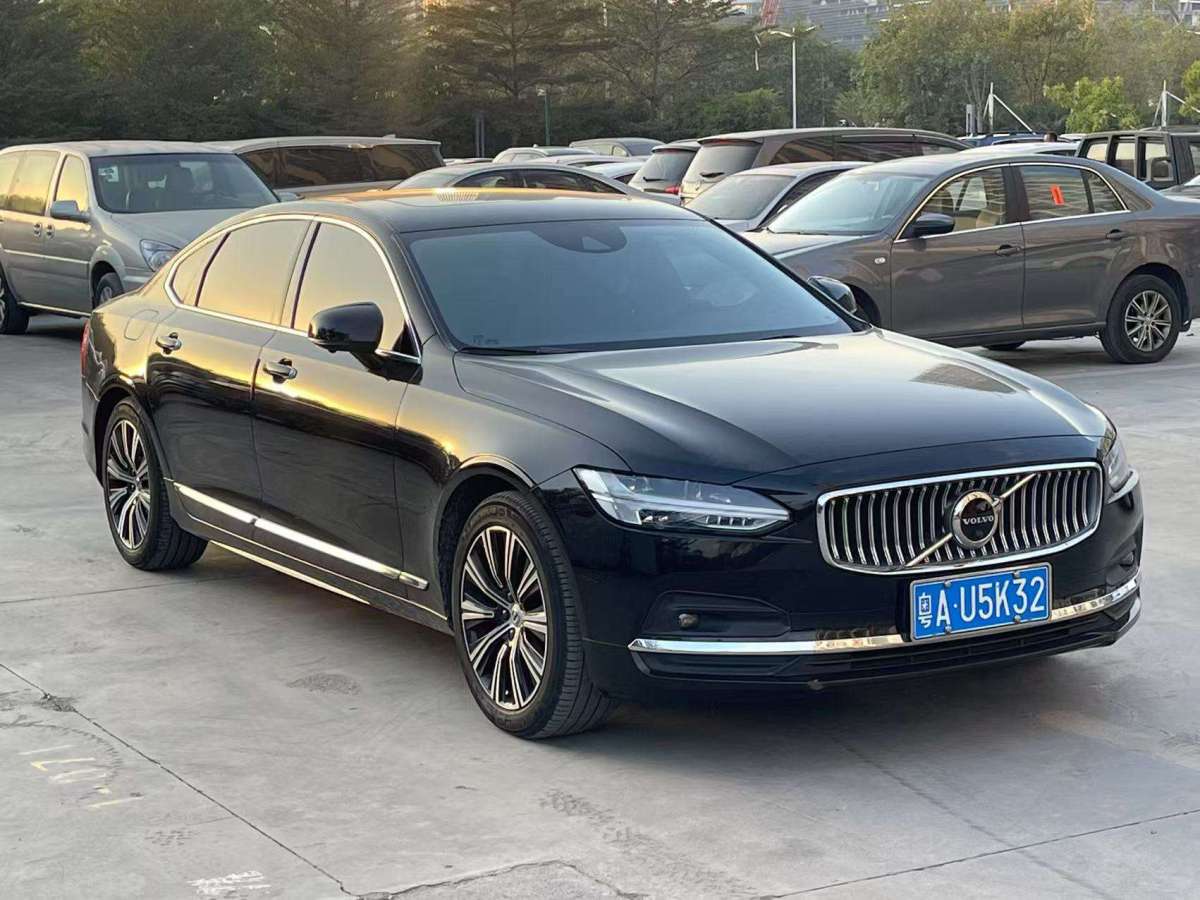 沃爾沃 S90  2021款 B5 智逸運(yùn)動(dòng)版圖片