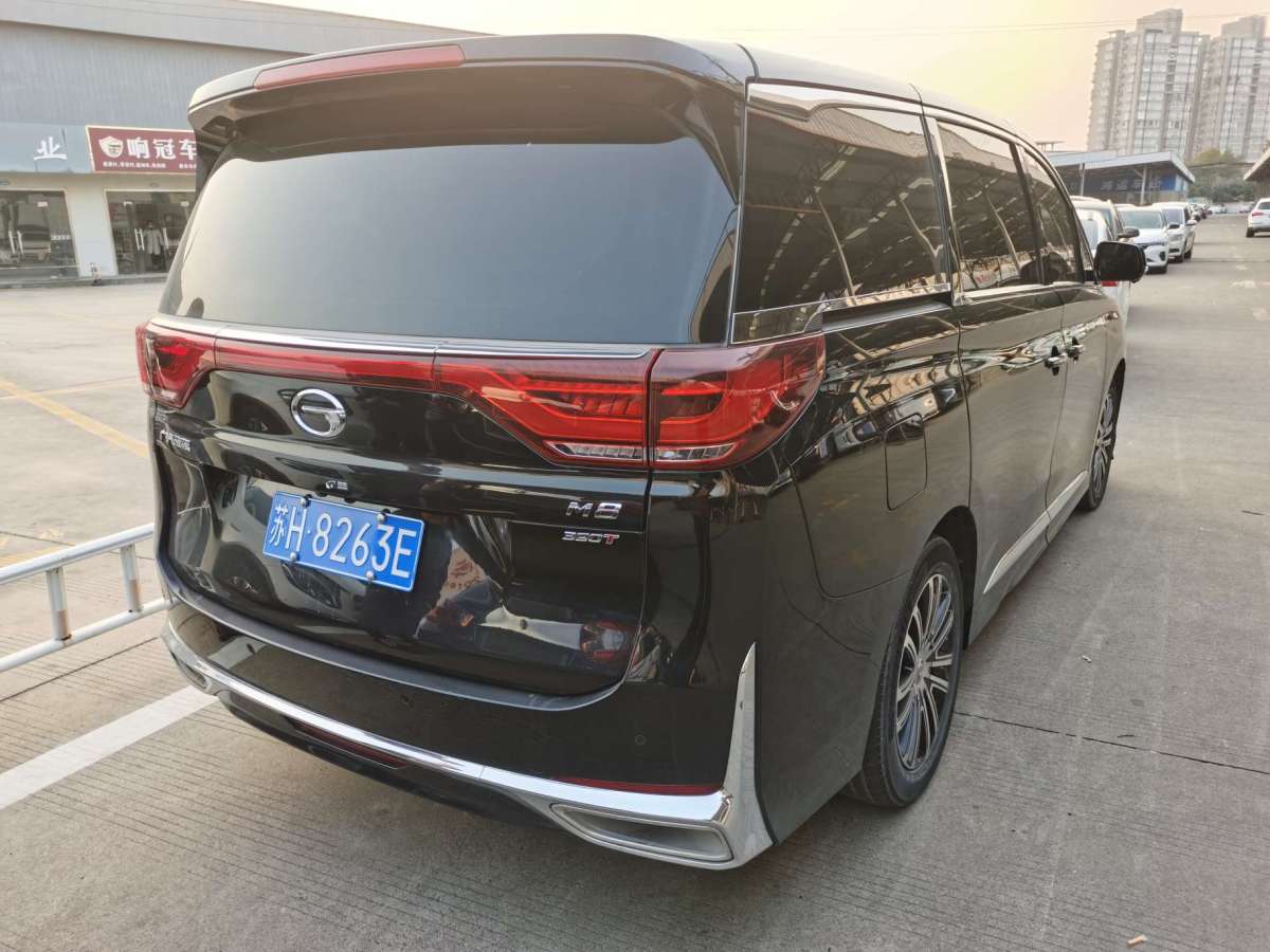 廣汽傳祺 M8  2021款 領(lǐng)秀系列 390T 至尊版圖片