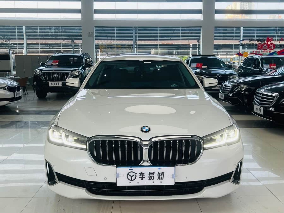 寶馬 寶馬5系  2021款 改款 530Li 領(lǐng)先型 豪華套裝圖片