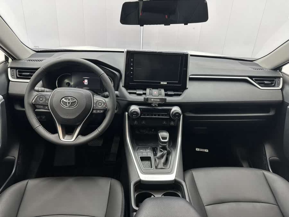 豐田 RAV4榮放  2020款 2.0L CVT兩驅(qū)風(fēng)尚PLUS版圖片