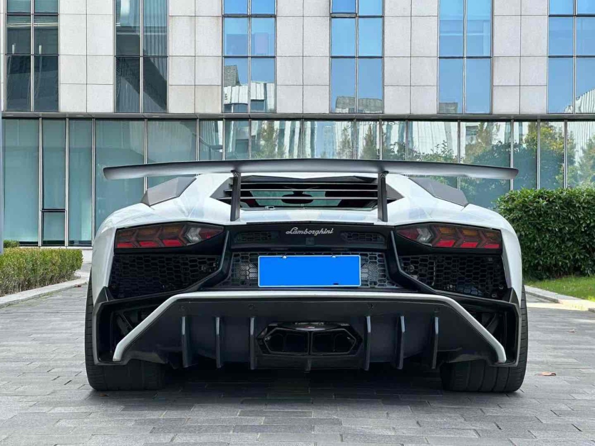 蘭博基尼 Aventador  2011款 LP 700-4圖片