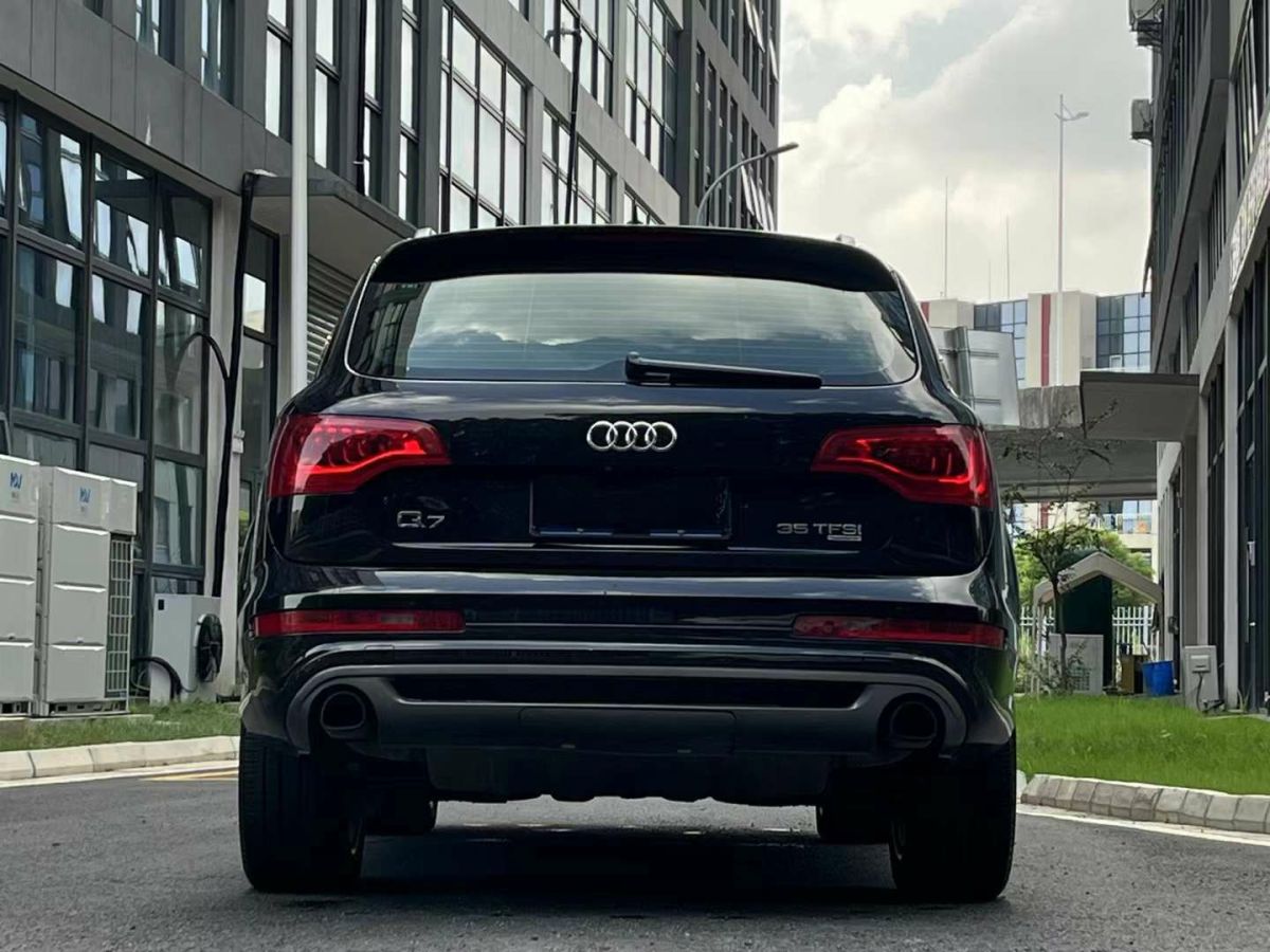 奧迪 奧迪Q7  2015款 Q7 40TFSI quattro 典藏型圖片