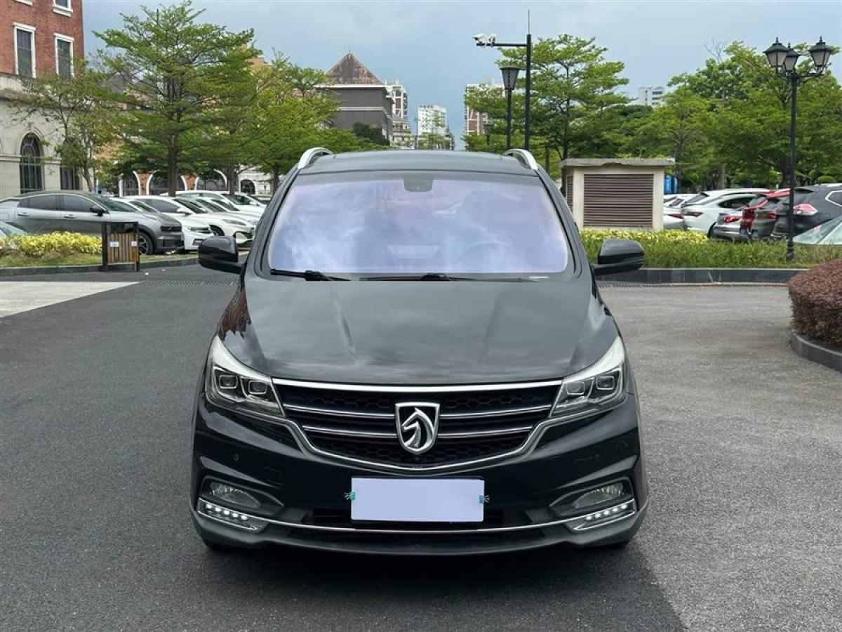 寶駿 730  2017款 1.8L iAMT尊享型 7座圖片