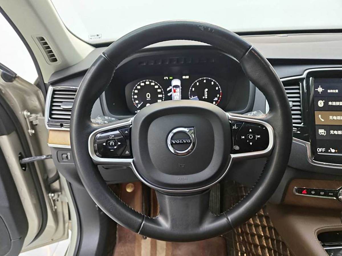 沃爾沃 XC90  2019款  T6 智逸版 7座 國(guó)VI圖片