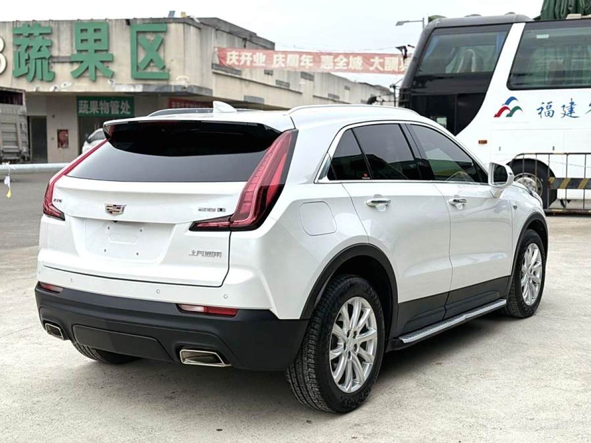 凱迪拉克 XT4  2018款 28T 兩驅(qū)技術(shù)型圖片