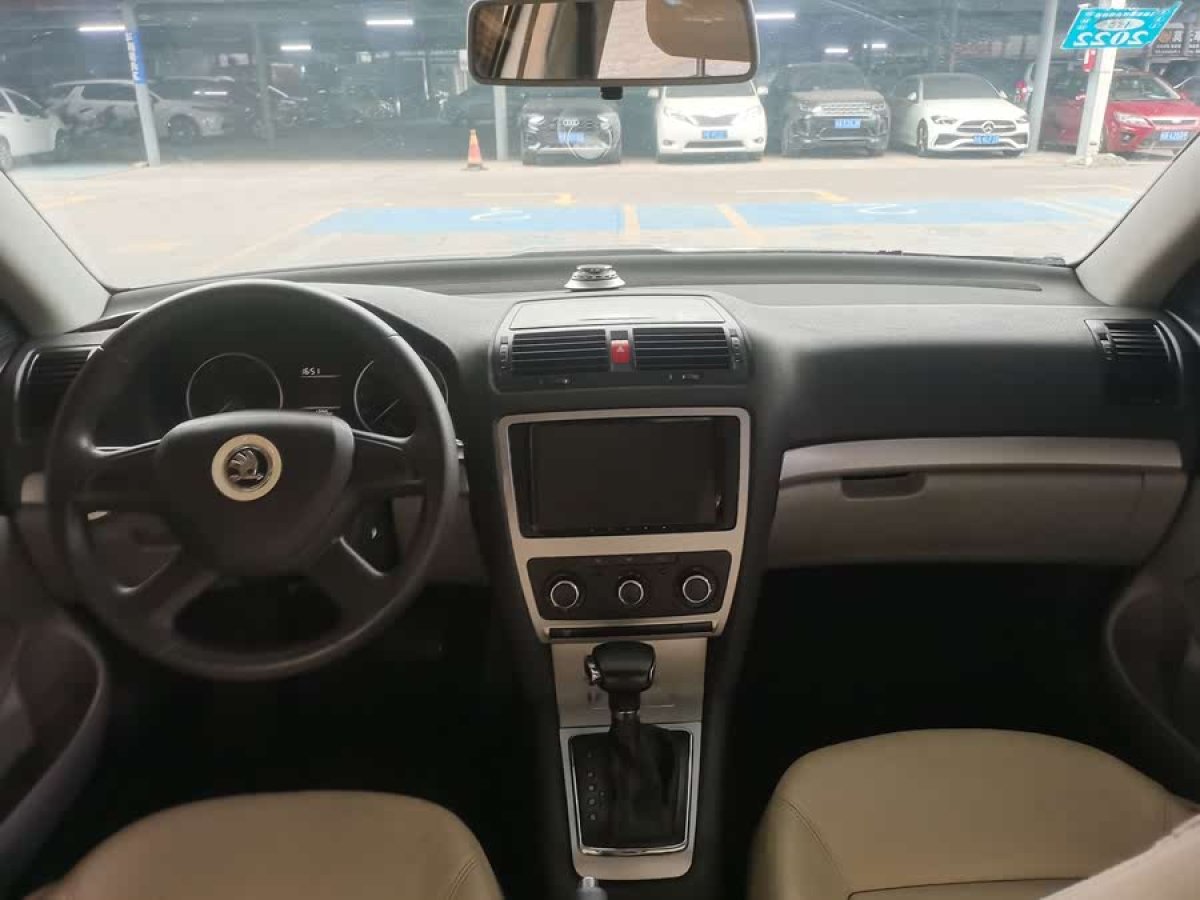斯柯達 明銳  2015款 經(jīng)典款 1.6L 自動逸致版圖片