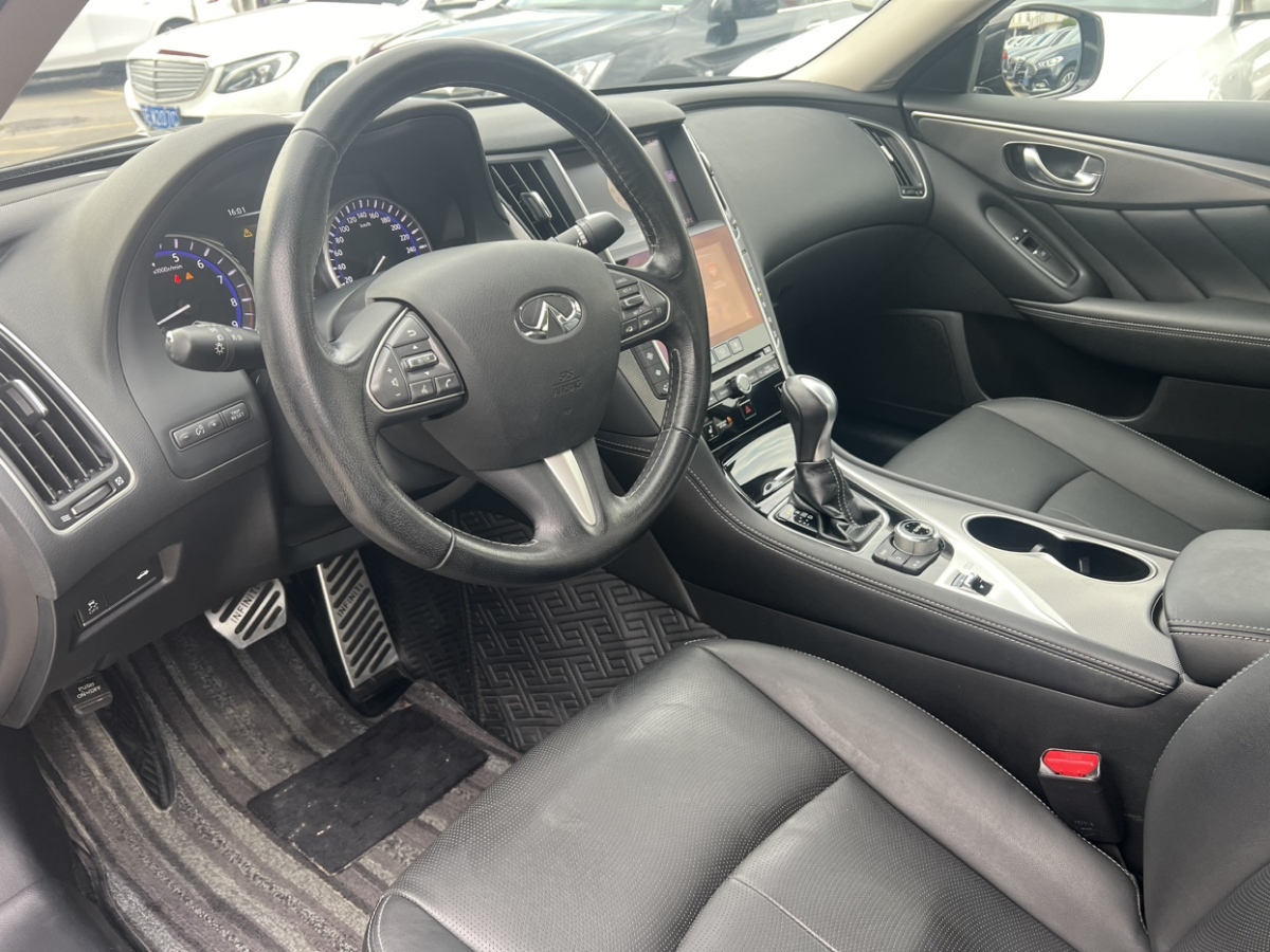 英菲尼迪 Q50  2014款 3.7L 豪華版圖片