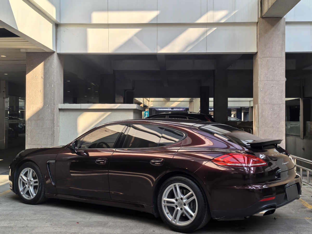 2013年11月保時(shí)捷 Panamera  2014款 Panamera 4 3.0T