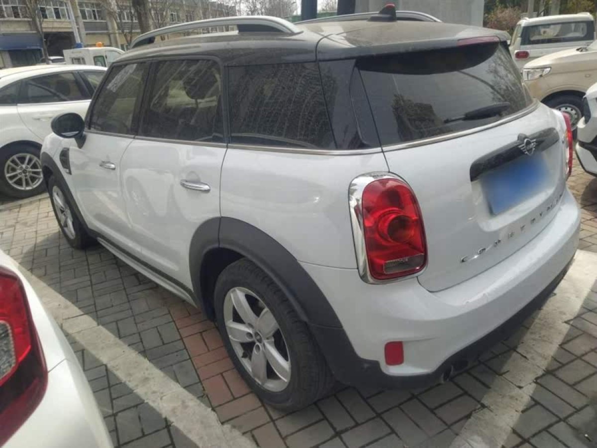 MINI COUNTRYMAN  2018款 1.5T COOPER 經(jīng)典派圖片