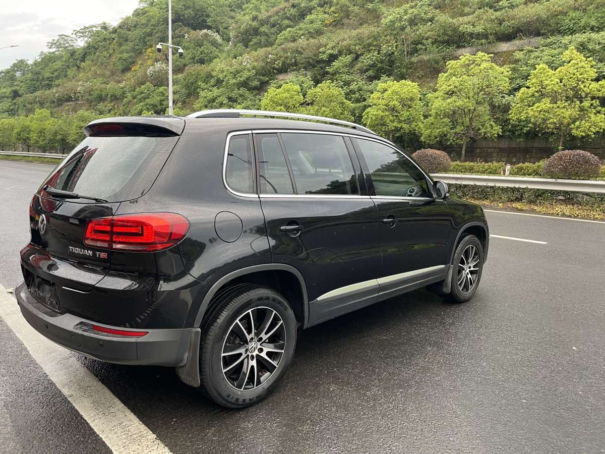 大眾 途觀  2015款 1.8TSI 自動(dòng)兩驅(qū)豪華型圖片