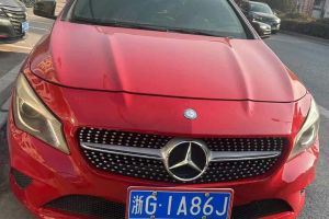 奔馳CLA級(jí) 奔馳 CLA 220 4MATIC