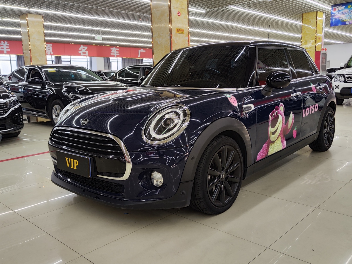 2019年7月MINI MINI  2018款 1.5T COOPER 藝術家 五門版