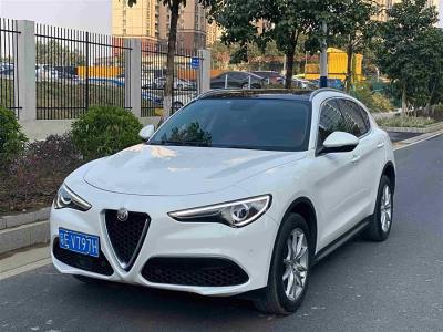 2019年3月 阿爾法·羅密歐 Stelvio 2.0T 200HP 豪華版圖片