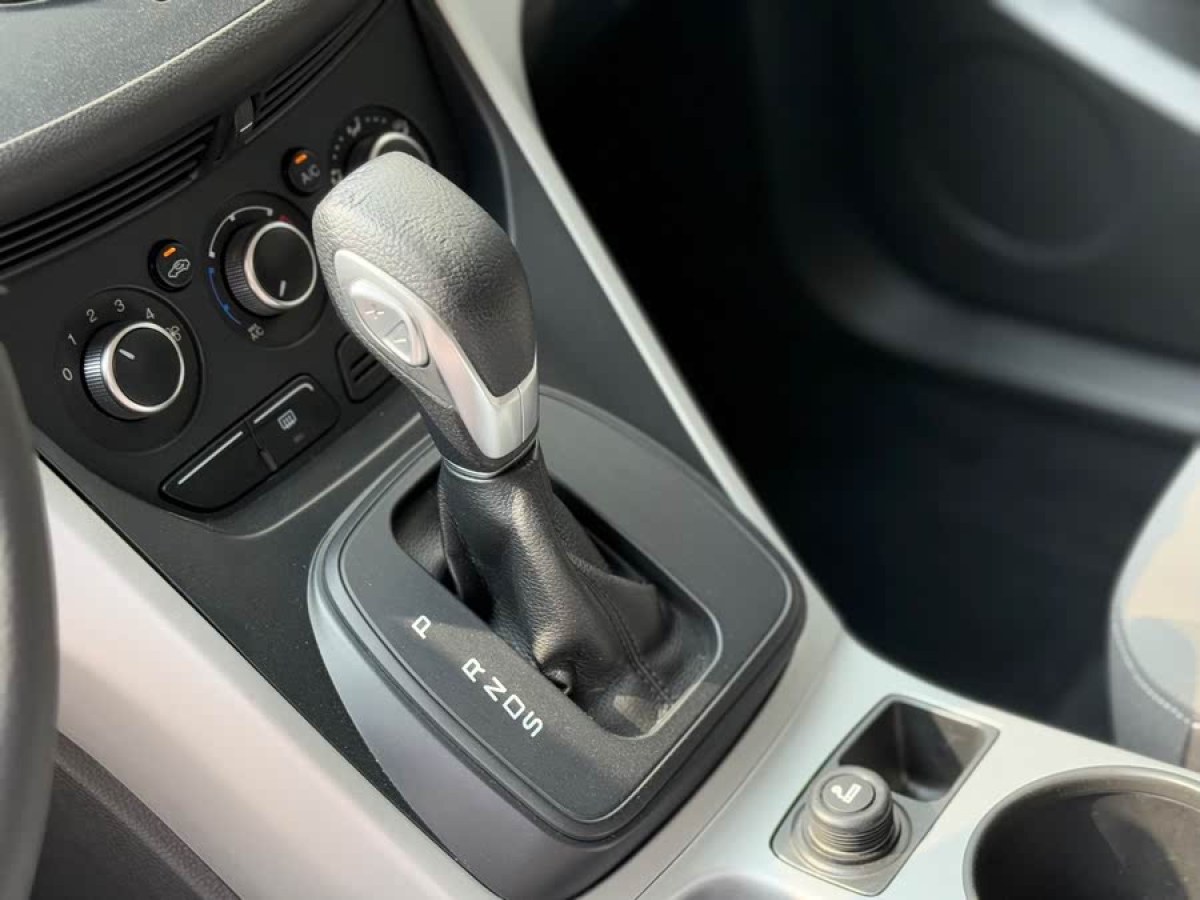 福特 翼虎  2013款 1.6L GTDi 兩驅(qū)舒適型圖片