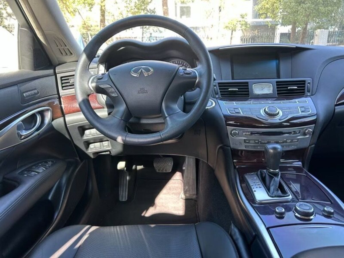 英菲尼迪 Q70  2013款 Q70L 2.5L 舒適版圖片