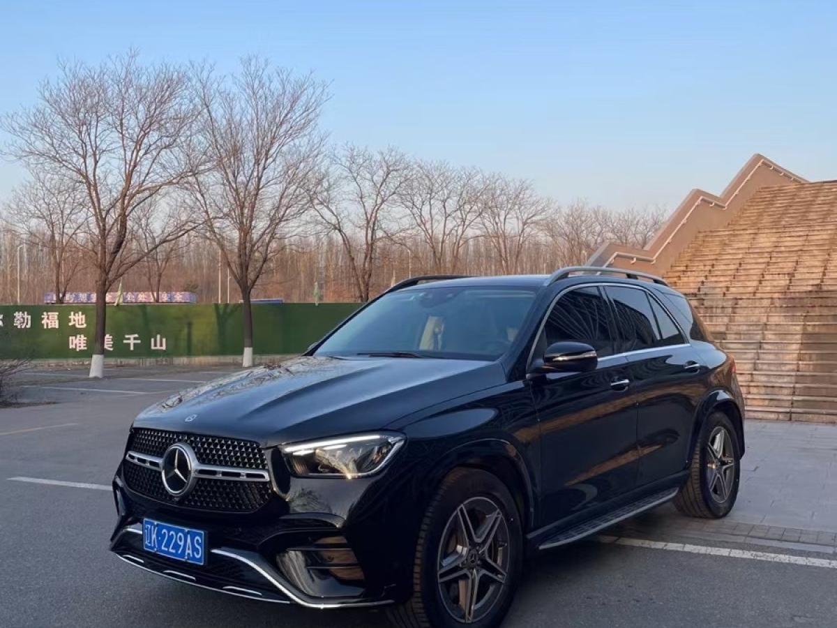 奔馳 奔馳GLE  2024款 GLE 450 4MATIC 時(shí)尚型圖片