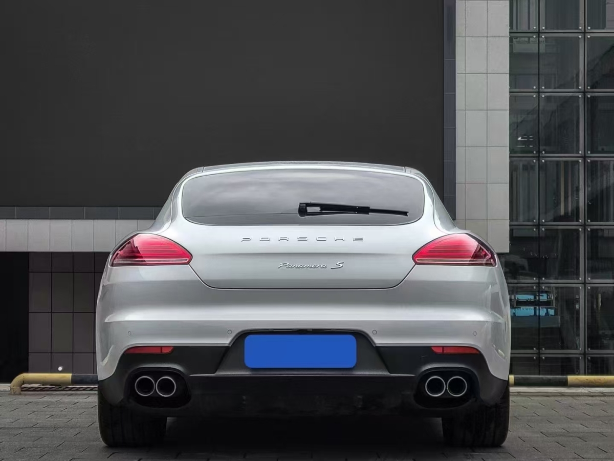 保時(shí)捷 Panamera  2016款 Panamera Edition 3.0T圖片