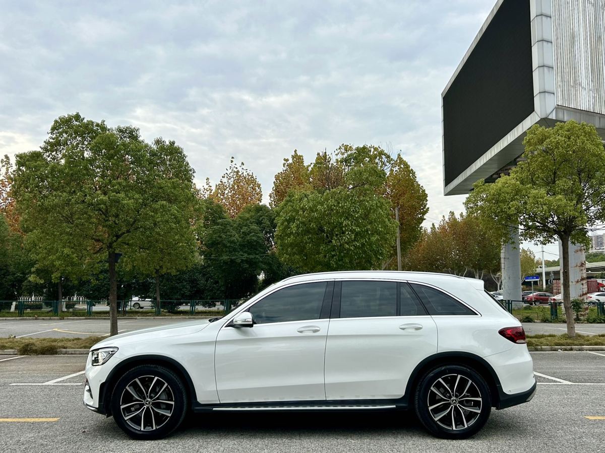 奔馳 奔馳GLC  2018款 改款 GLC 300 4MATIC 動感型圖片