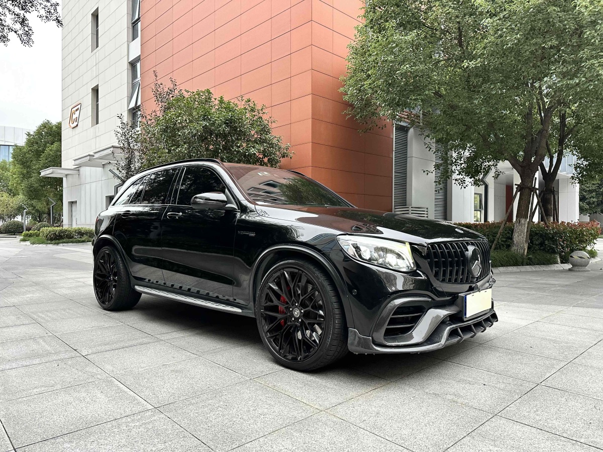 奔馳 奔馳GLC轎跑 AMG  2018款 AMG GLC 63 4MATIC+ 轎跑SUV圖片