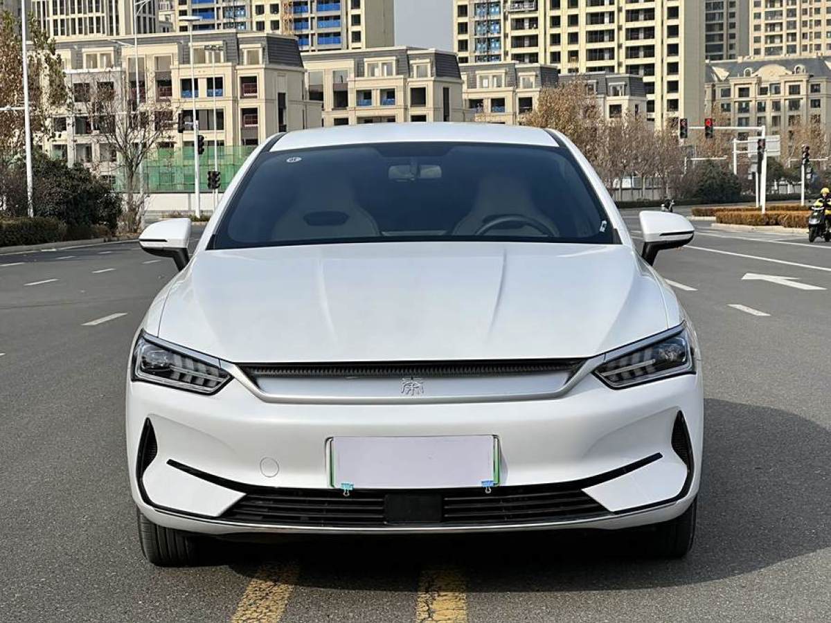 比亞迪 秦PLUS  2024款 榮耀版 EV 420KM領(lǐng)先型圖片