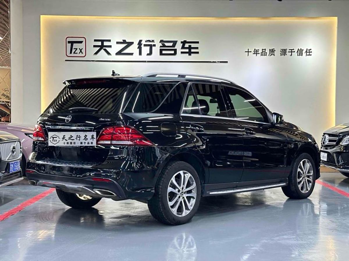 奔馳 奔馳GLE  2017款 GLE 320 4MATIC 動(dòng)感型圖片