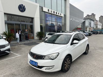 2015年1月 荣威 350 1.5L 手动豪华天窗版图片