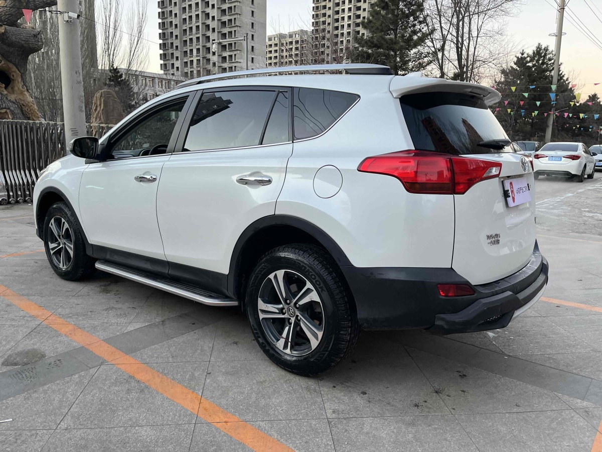 豐田 RAV4  2016款 榮放 2.0L CVT四驅(qū)新銳版圖片