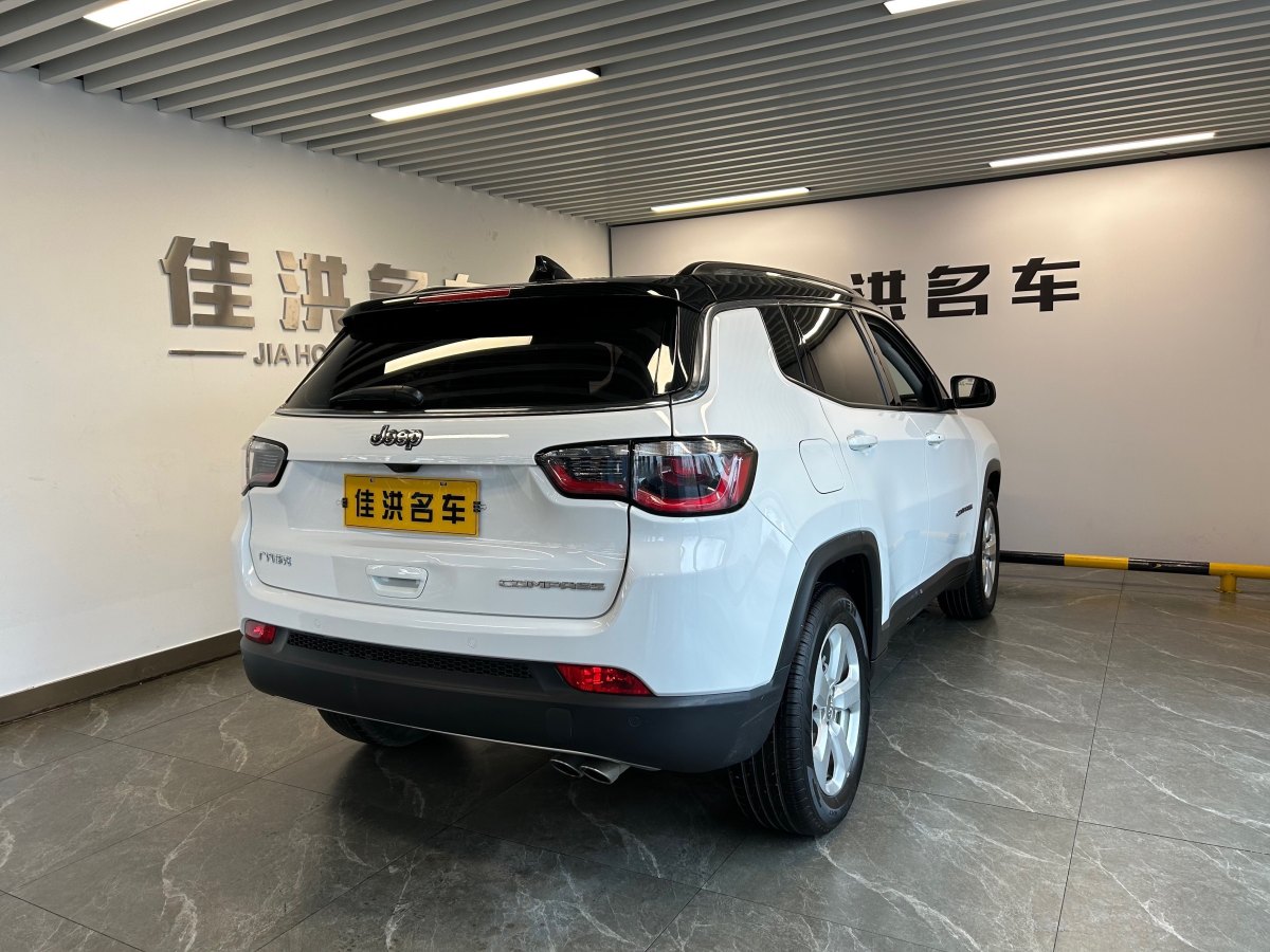 Jeep 指南者  2019款  220T 自動(dòng)家享炫酷版圖片