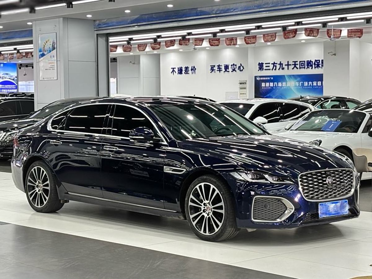 捷豹 XFL  2022款 XFL 2.0T P250 兩驅(qū)尊享豪華版圖片