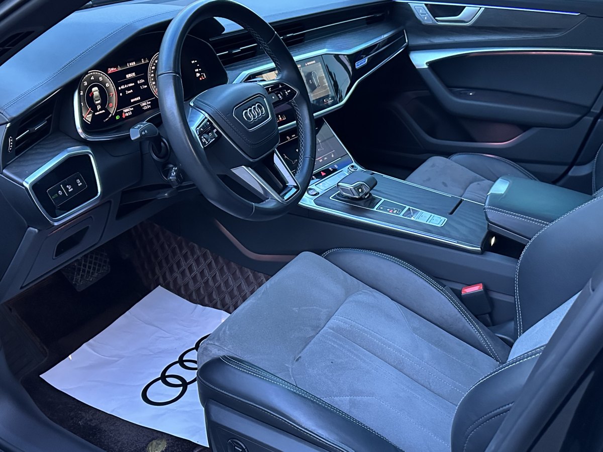 奧迪 奧迪A6L  2023款 改款 45 TFSI quattro 臻選動感型圖片