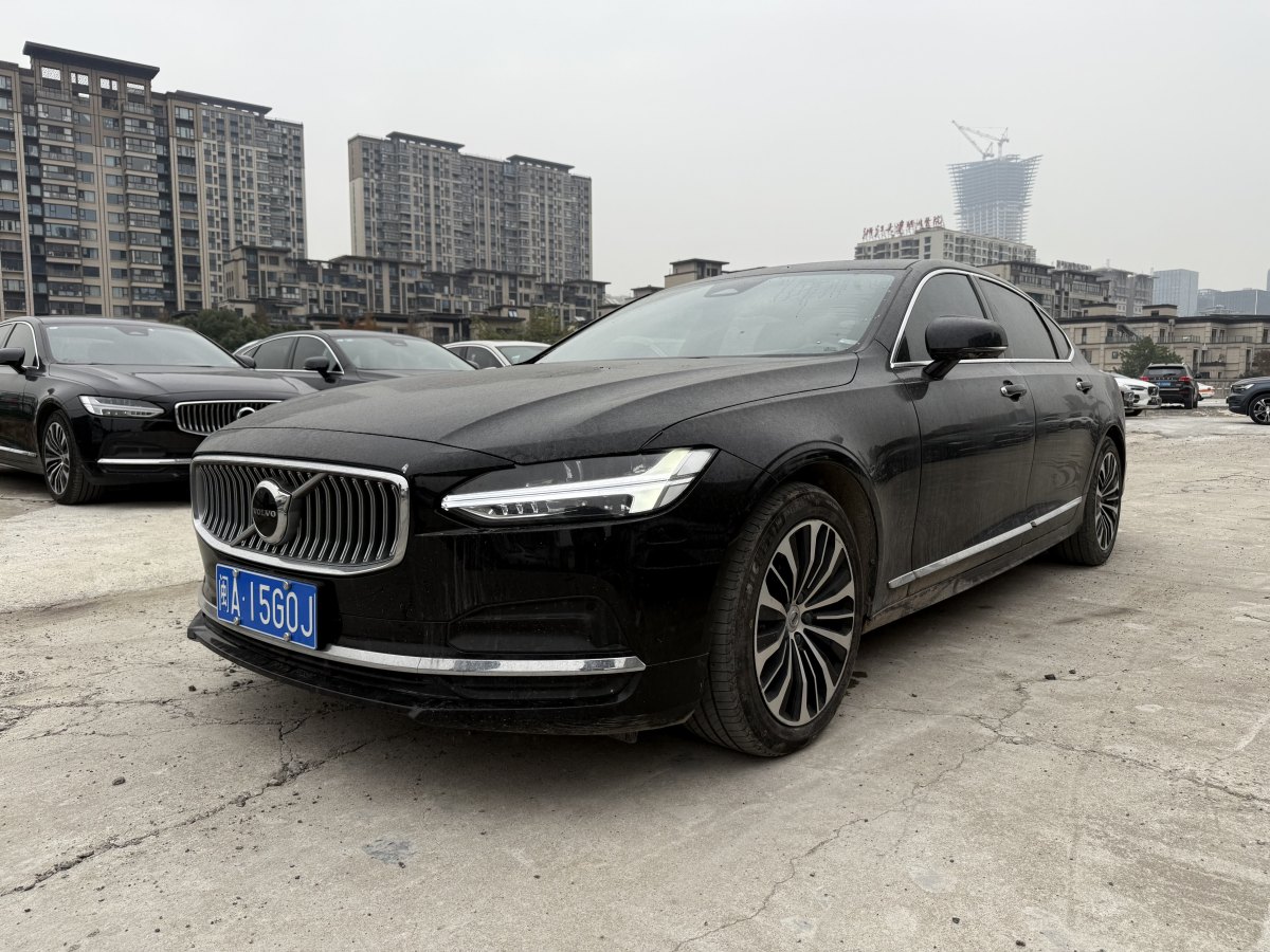 沃爾沃 S90  2023款 B5 智逸豪華版圖片