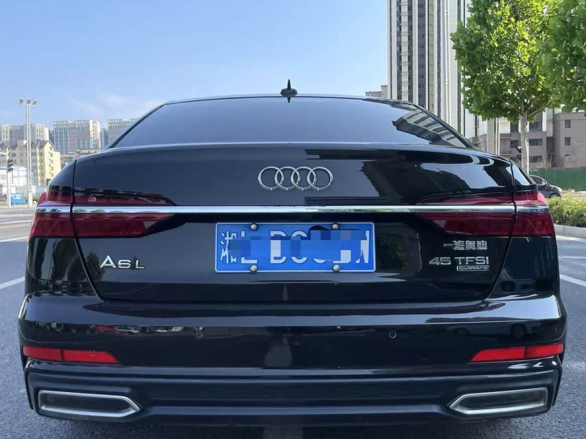 奧迪 奧迪A6L  2021款 45 TFSI quattro 臻選動(dòng)感型圖片