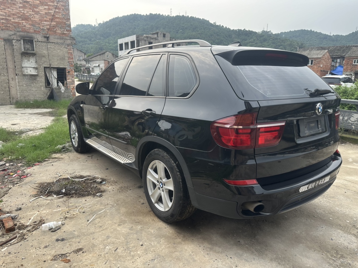 寶馬 寶馬X5  2011款 xDrive35i 領(lǐng)先型圖片