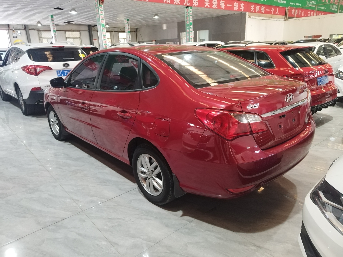 現(xiàn)代 悅動  2011款 1.6L 自動舒適型圖片