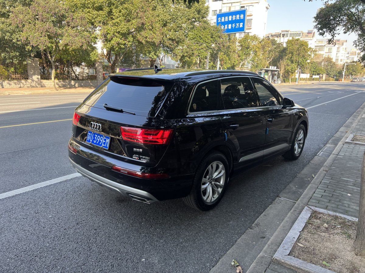 奧迪 奧迪Q7  2018款 40 TFSI S line運(yùn)動(dòng)型圖片