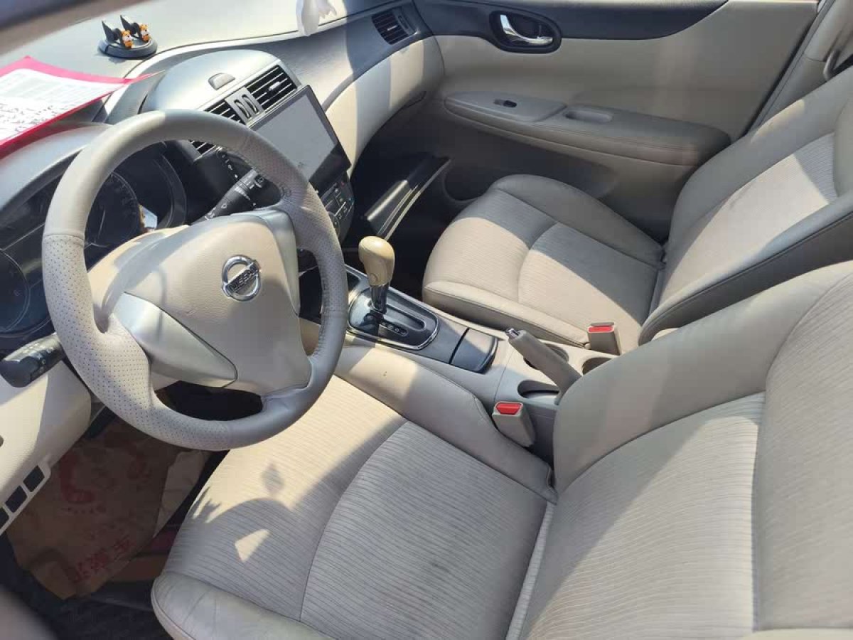 日產(chǎn) 騏達(dá)  2013款 1.6L CVT酷咖版圖片