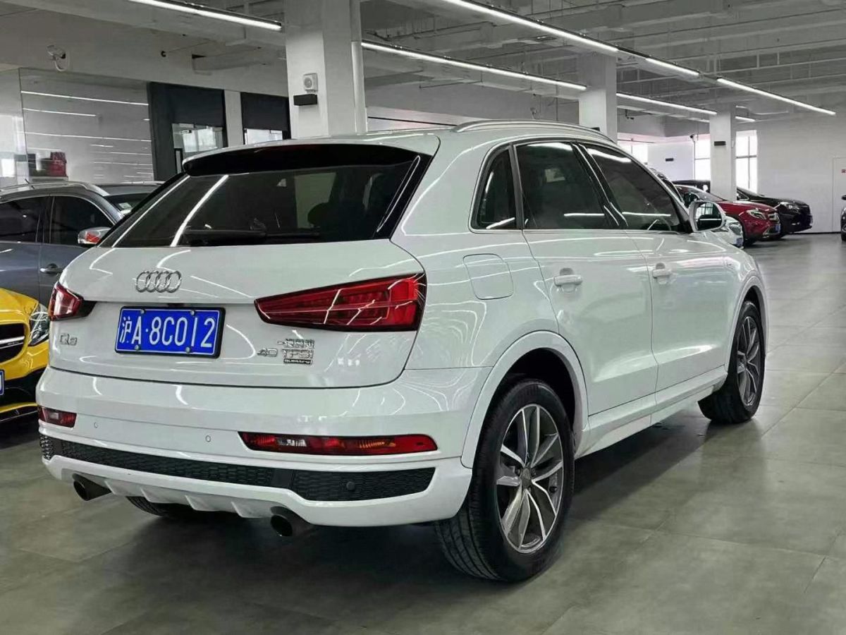 奧迪 奧迪Q3  2018款 30 TFSI 時(shí)尚型典藏版圖片