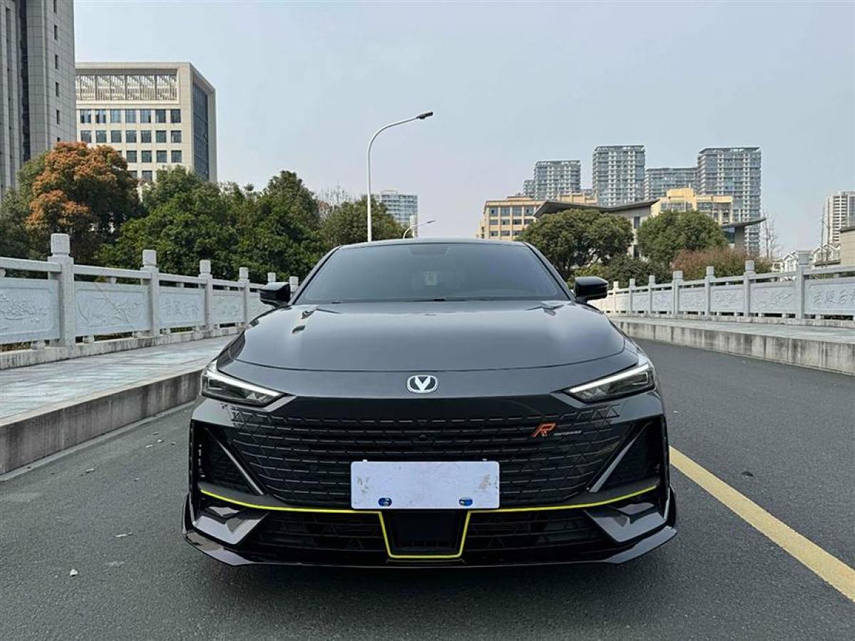 長(zhǎng)安 長(zhǎng)安UNI-V  2022款 1.5T 卓越型圖片