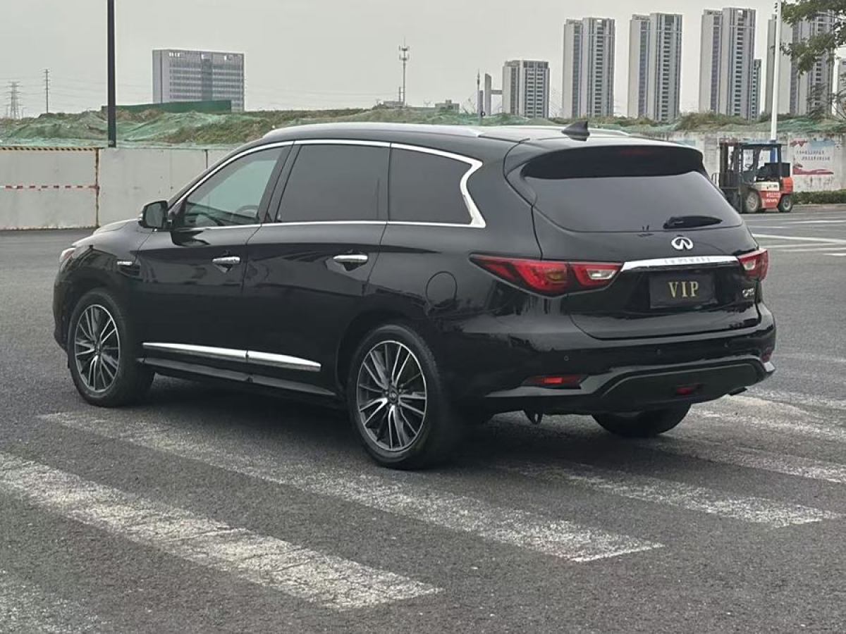 2017年1月英菲尼迪 QX60  2020款 2.5 S/C Hybrid 四驅(qū)全能版