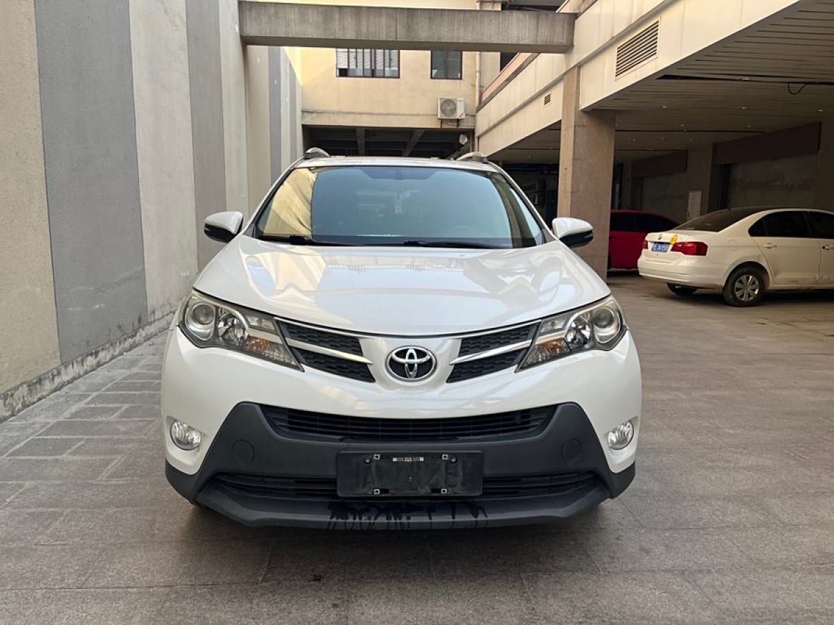 豐田 RAV4榮放  2015款 2.0L CVT兩驅風尚版圖片