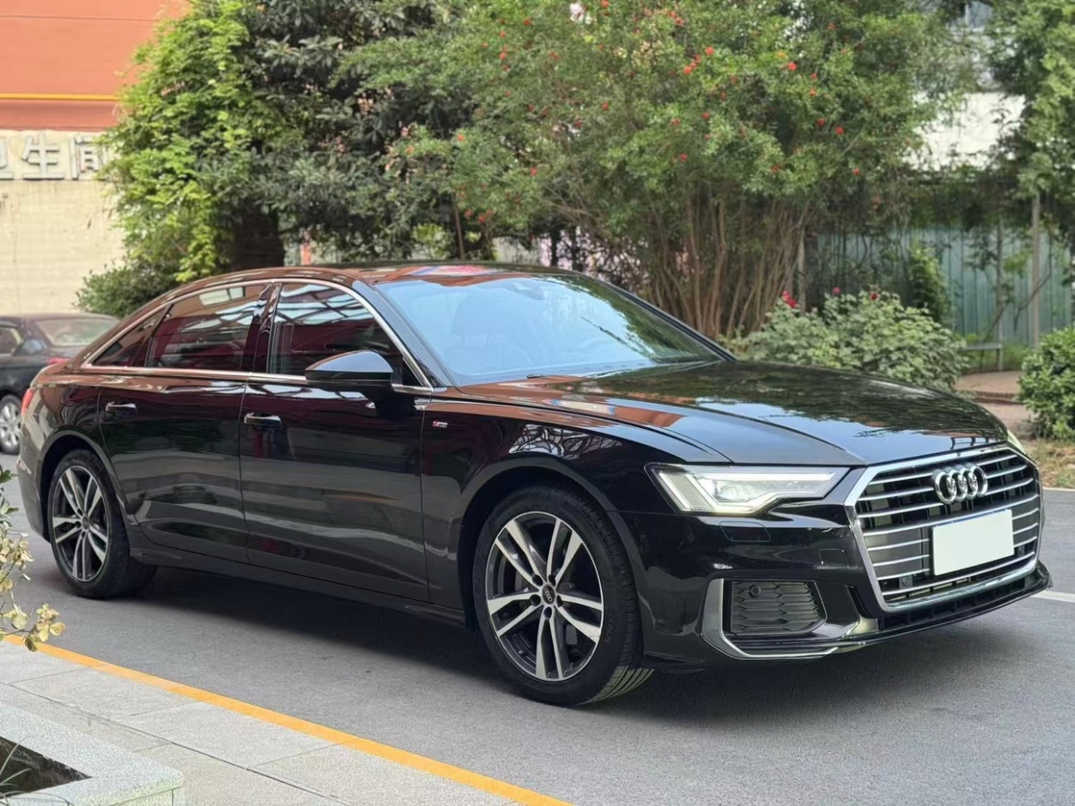 奧迪 奧迪A6L  2022款 40 TFSI 豪華動感型圖片